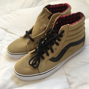 NEW Vans Shoes with Checkered Inside Size 9